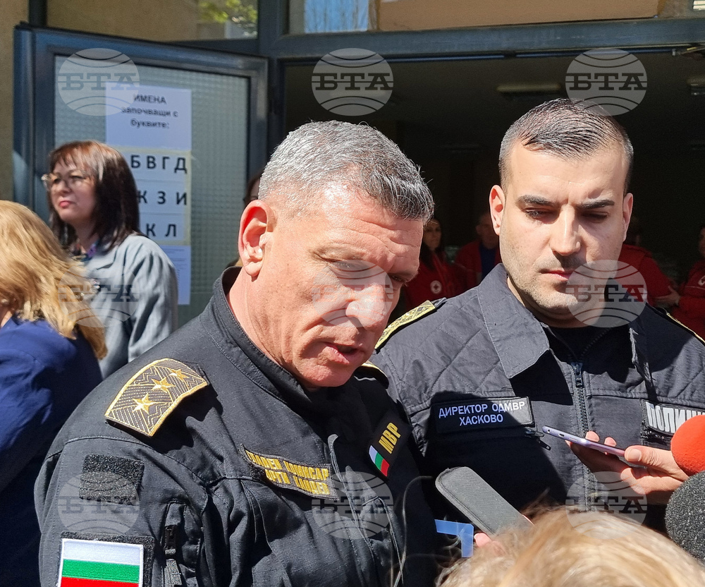 Сигнали за купуване на гласове растат, ученици сред новите мишени