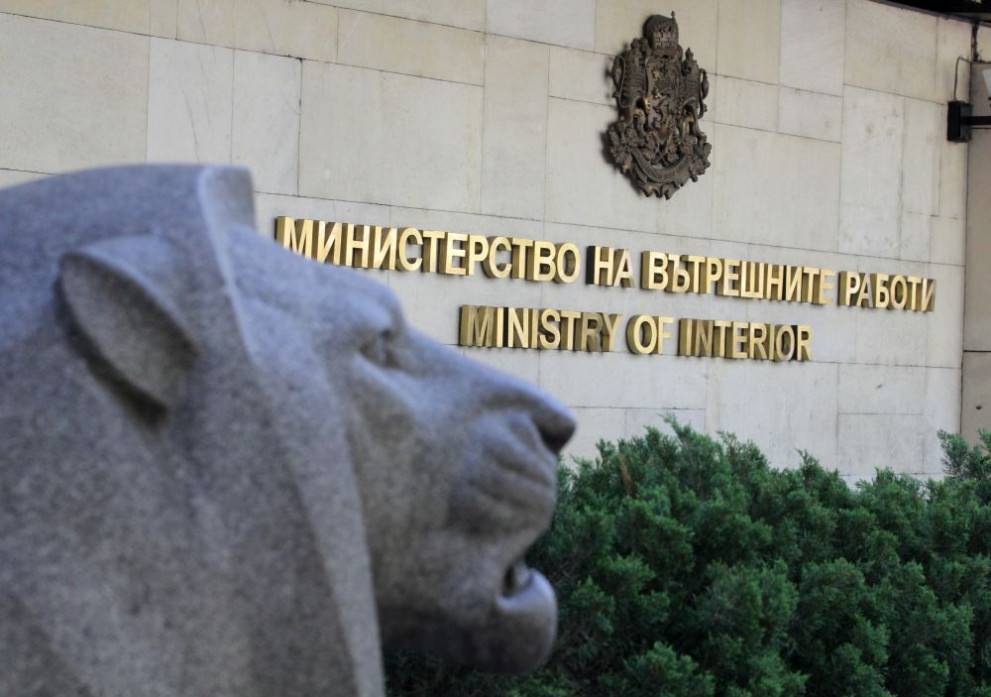 Засилени полицейски акции срещу купуване на гласове бележат изборите 2026
