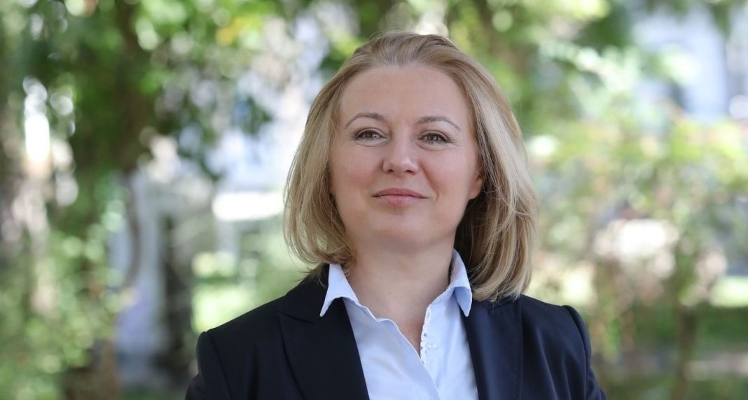 Надежда Йорданова: Липсата на позиция от Радев тревожи обществото