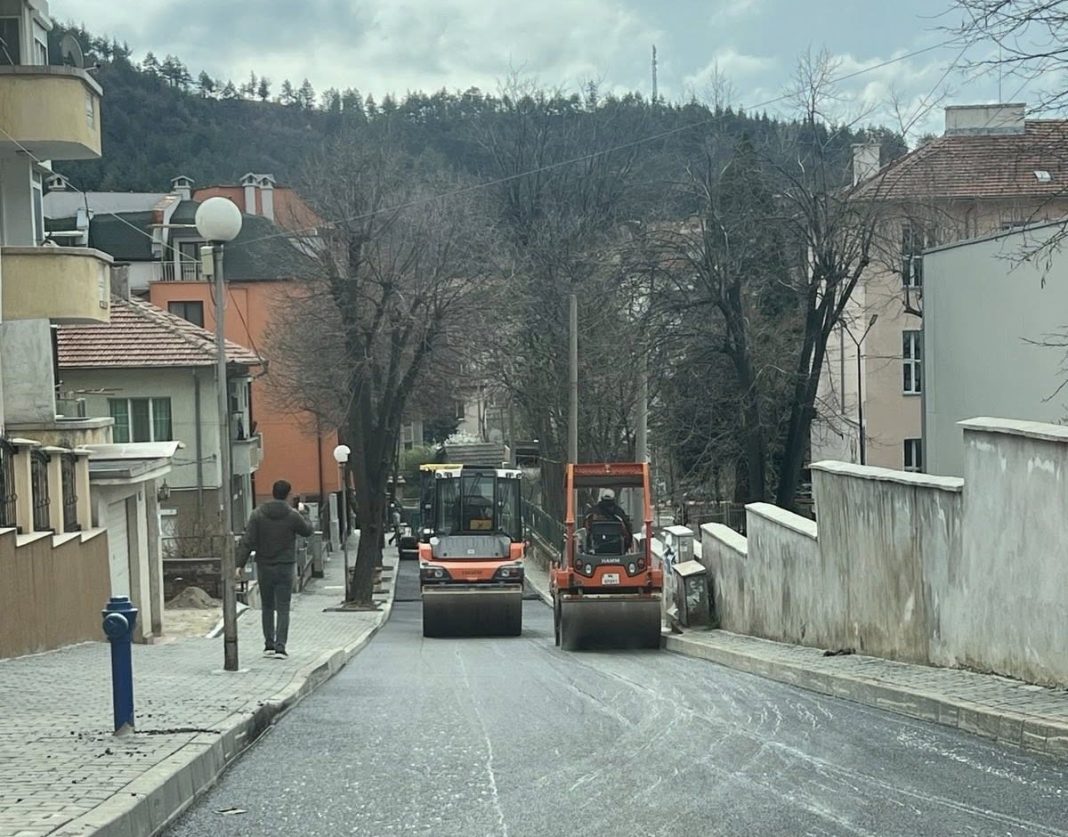 Благоевград получи 1 млн. евро забавени над година плащания от МРРБ, очакват се и още 800 000