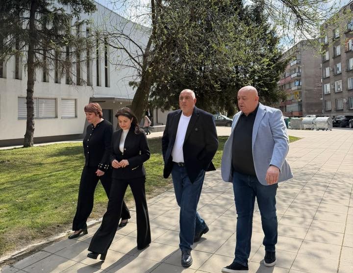 Кметът на Лом разследван за предполагаемо купуване на гласове преди изборите
